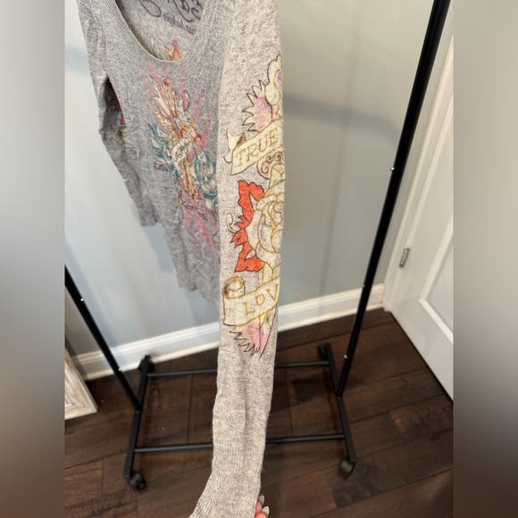 Ed Hardy Gray Graphic Long Sleeve Shirt - Picture 5 of 8